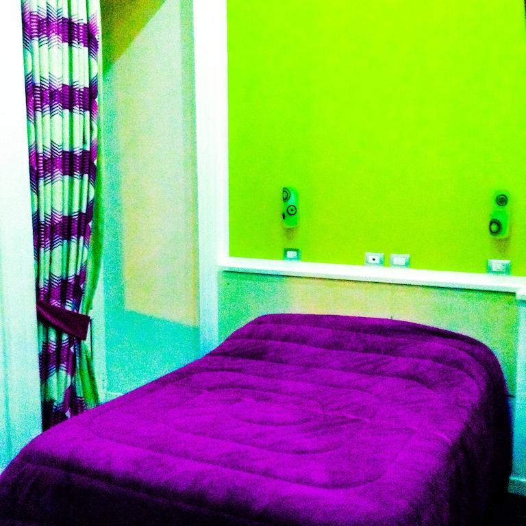 The Fresh Glamour Accommodation نابولي المظهر الخارجي الصورة