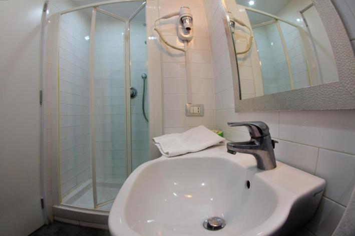 The Fresh Glamour Accommodation نابولي المظهر الخارجي الصورة